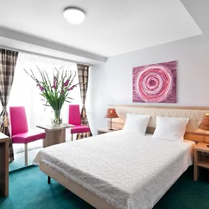 Petrus 3* Krakow