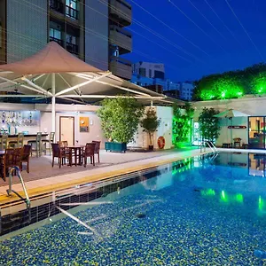 Hotel Novel Center, Abú Dhabí